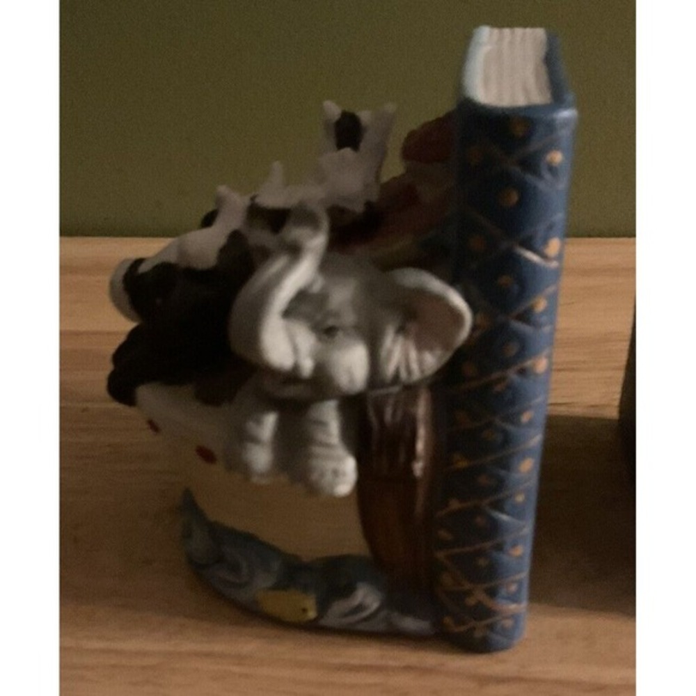 SET OF NOAH'S ARK BOOKENDS....APPROX 4" TALL...COLORFUL & DETAILED CERAMIC - Picture 9 of 11